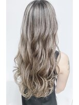 エイト 藤沢店(EIGHT fujisawa)&nbsp;【EIGHT藤沢】竹内ケンゴ〔バレイヤージュ ハイライト 髪質改善