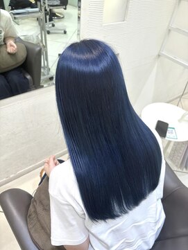 マージュ ギンザ(marju GINZA) 冬に向けてブルーカラー