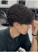 大人にも似合う毛流れパーマ