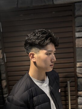 ドゥーエン(DoEN) 毛流れパーマ