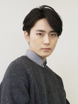 シルフィ(sylph) サイドパートでクールに◎好感度UP!(メンズカット、白髪染め)