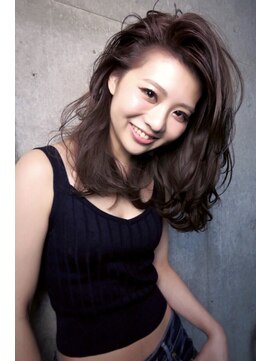 ロコスピアーズ(ROCO SPEARZ) 外国人風パールグレージュ オールフェザーSTYLE