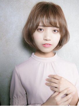 ルティア(Lutia) ふんわりボブ　ナチュラルブラウン