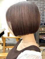 ネオリーブ クーロ(Neolive curro) 顎ラインのぷつっとミニボブ