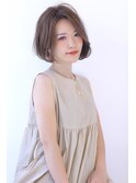 透け感たっぷりの顎ラインボブ