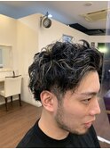 癖毛活かし無造作スタイル@30代/40代/50代