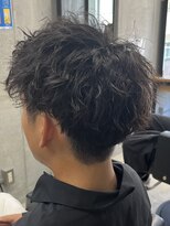 フイ 代々木(Hui)&nbsp;メンズ/アップバング/ツーブロックマッシュ/束感ショート波巻き