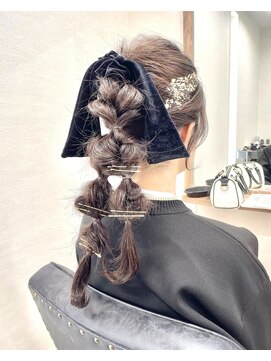 トゥエンティ(twenty) ツインポニー×リボンアレンジ【twenty】