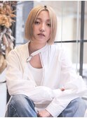 金髪/ハイトーンカラー/切りっぱなしボブ/ワンレングス/本牧