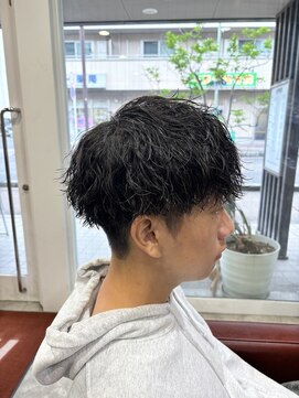 ハイパー(HYPER) ツイスパショート『メンズパーマ/ハイライト/眉毛』