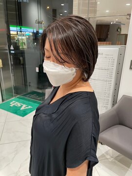 アッシュ 茗荷谷店(Ash) 白髪ぼかしハイライト