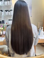 フラット(flat) 【１０代】うる艶ロング◎