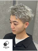 ホワイトスパイキーショート