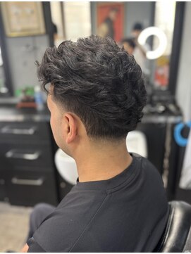 バーバーショップライズ 2nd(barber shop RAIzE) テーパーフェード