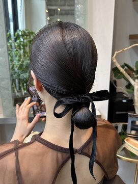 ブリッサ(brisa) ヘアセット/タイトシニヨン