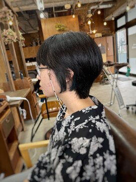 【山本智文】黒髪ショートカット