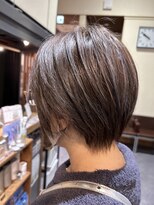 ルシードスタイルアイフラット(LUCIDO STYLE I-FLAT)&nbsp;ハイライト/白髪ぼかし/ショート/30代/40代