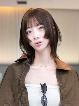 アイティーバイアルバム 八王子店(IT by ALBUM) 前髪カット顔周りレイヤーウルフカットショート_F31212