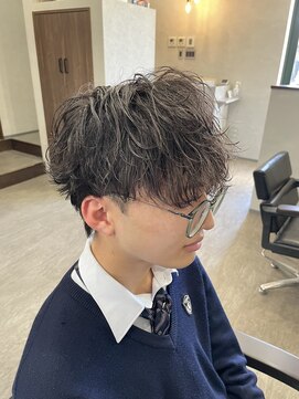 ウォルク(WOLK) 波巻きシャドウパーマ