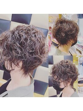 髪技空間アノン(anon) ショートスパイラル