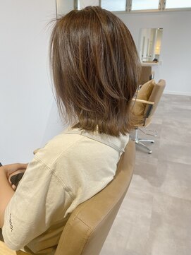 シロ 延岡店(SIRO) 【上品なミディアム♪】ヘッドスパ延岡美容室シロSIRO