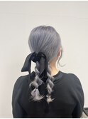ペールブルーカラー