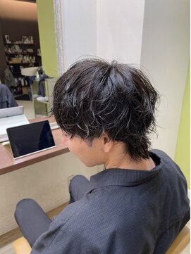 ヤコブ ヘアー(Jacob hair) ウルフマッシュツイストスパイラルパーマ