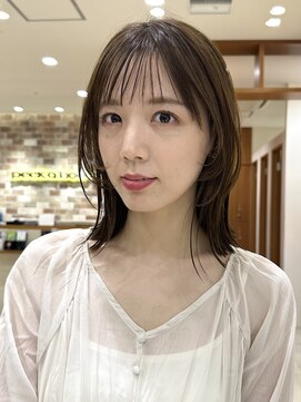 ピークアブー アヴェダ アトレ恵比寿(PEEK-A-BOO AVEDA) □切りっぱなしボブ/オリーブカラー/顔まわりレイヤー