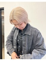 ソソ(soso)&nbsp;【カンナ/横浜/ブリーチ】ホワイトブロンド　ホワイトベージュ