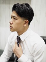 ヨシザワインク プレミアム 横浜 桜木町店(YOSHIZAWA Inc. PREMIUM)&nbsp;黒髪テーパーフェードビジカジ毛流れアップバング