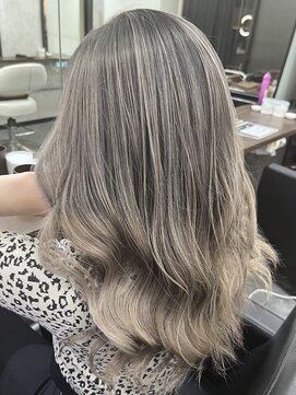 ルーゼン(LUXEN) 【ルーゼン】～バレイヤージュ～