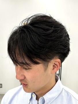 ウィル バイ ブラウン(Vir by Brown) ビジネスシーンでも決まるフェザーパーマ