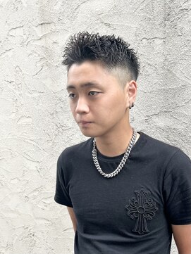 モップアップ(Mop up) 刈り上げスパイキーショート×パーマ