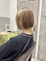 トマト(TOMTO)&nbsp;【RYOHEI】切りっぱなしボブ_ブリーチ_グレージュ_ベージュ