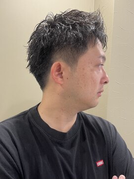 ザメンバイリオス(THE MEN. BY LIOS) 短髪ツーブロック×ツイストパーマ