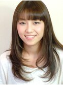 ふんわりストレートヘアー