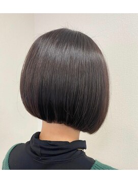 ラプチャー(RAPTURE) 30代40代50代60代くすみブルーウェットヘアミディ