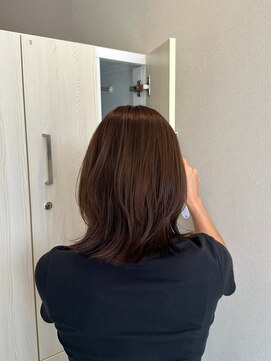 ベル 流山おおたかの森(BELLE) 艶感オリーブベージュ×レイヤーボブ〈流山おおたかの森〉