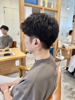 ジジ 宇都宮(Gigi)&nbsp;スパイキーショート/ブルーブラック/フェザーパーマ/宇都宮/鶴田