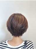ショートボブ