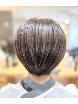 ノン(Non.) 耳かけショートヘア