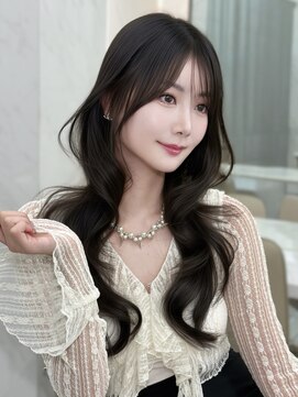 キティー サカエ(kiti SAKAE) グレージュ/レイヤーカット/ハッシュカット/オリーブベージュ/栄