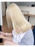 ブリーチ2~3回で叶える抜きっぱなしホワイトブロンド