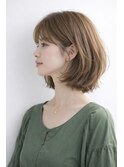 横顔きれいなくびれボブ