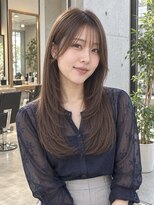 カリネバイフィエル(CALINER by Fier)&nbsp;顔周りカット×酸性ストレートの艶ロング