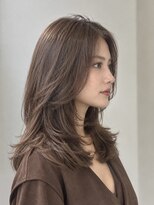 ビービー(BeB)&nbsp;【新垣】大人上品レイヤー×グレージュ