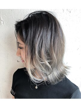 エイト 福岡天神店(EIGHT fukuoka) 【EIGHT福岡】nabe_切りっぱなしバレイヤージュペールSilver