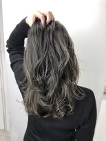 フォーク(FOLK)&nbsp;KASUMI 外国人風ハイライト×マットグレージュ　【FOLK 恵比寿】