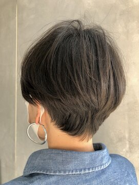 オーストヘアー リュウール(Aust hair Lueur) 襟足スッキリ！大人のショート！