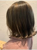 濡れ感がオシャレ♪切りっぱなしボブ×オリーブベージュ☆